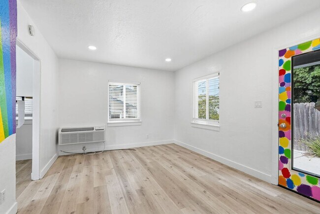 4259-61 Maryland St Unit Maryland Back