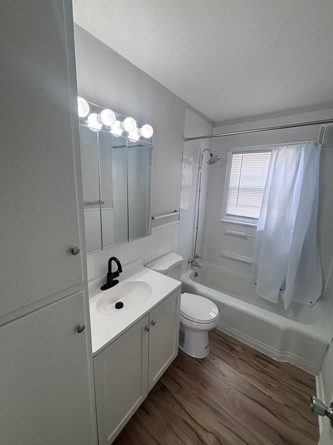 Photo - 1380-1380.5-13805 O Ave NE Unit 1380