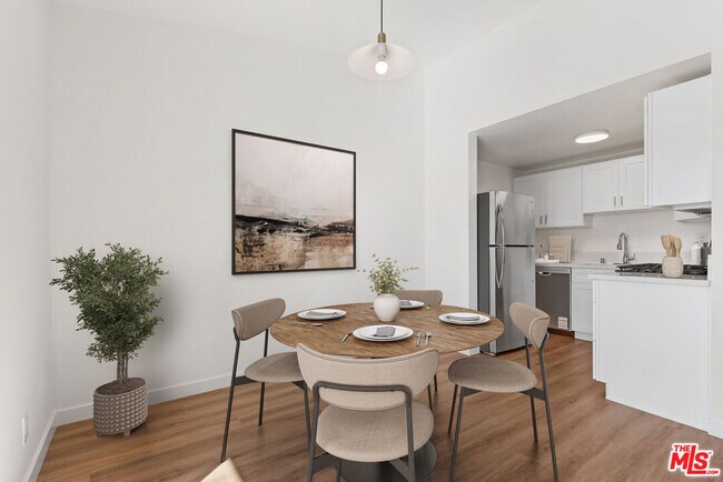 Photo - 836 Ashland Ave Unidad 6