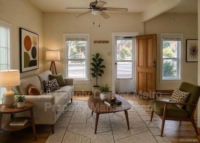 831 Elati St