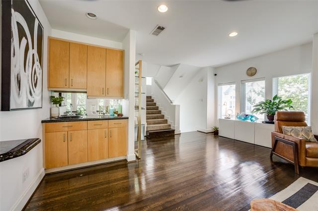 Photo - 3545 Wheeler St