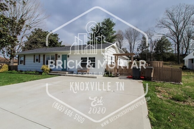 Photo - 1416 Myart Ln