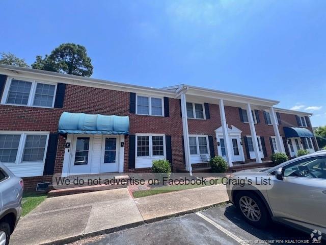 Building Photo - 6469 Yadkin Rd Rental