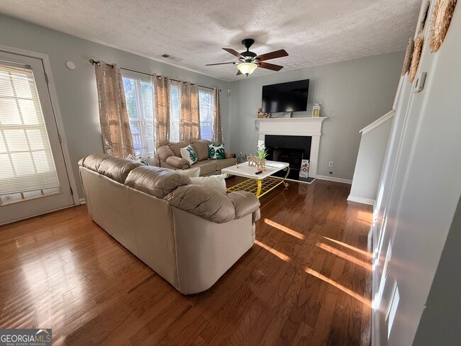 Photo - 10411 Tobano Trail