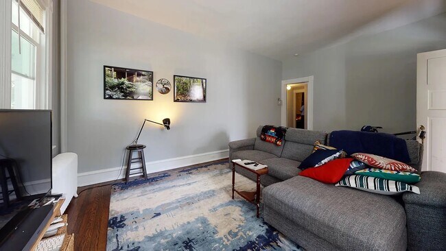 Living Room - 45 S Wyoming Ave Unidad 1