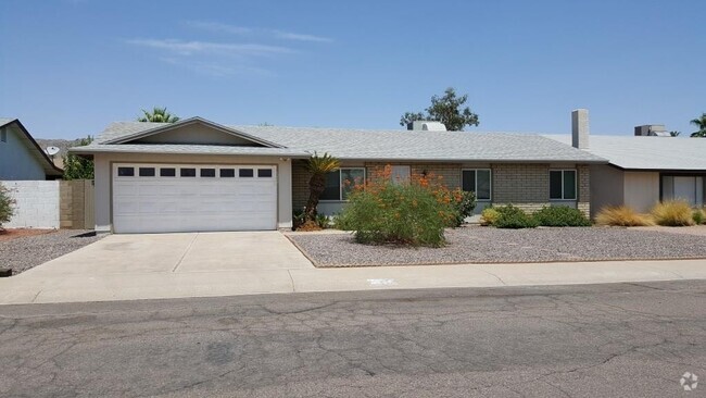 Building Photo - COMING SOON...RECENT REMODEL IN AHWATUKEE! Rental