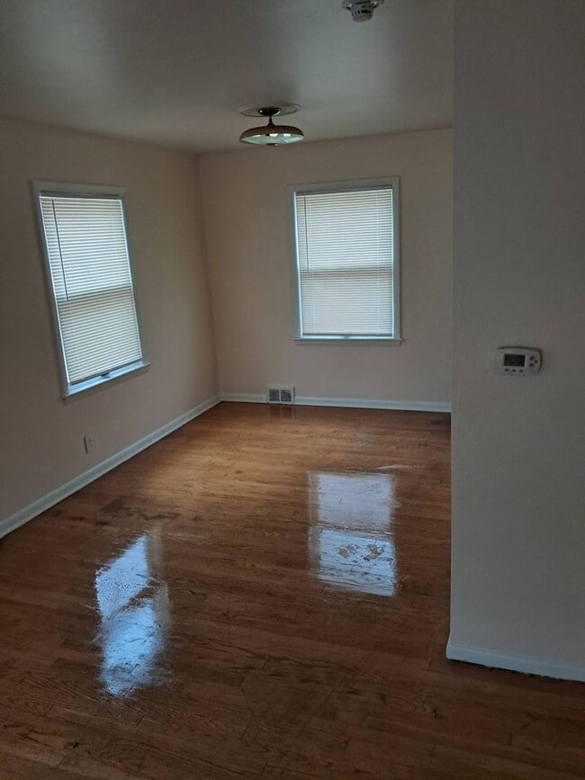 Photo - 2223 W Rohr Ave