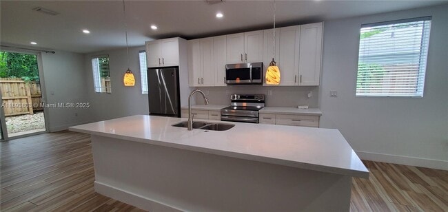 Photo - 3620 Thomas Ave