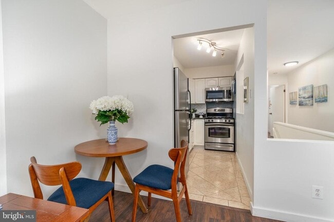 Photo - 1245 13th St NW Unit 103