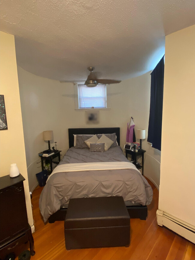 Photo - 1751 Beacon St Apartments Unit 1