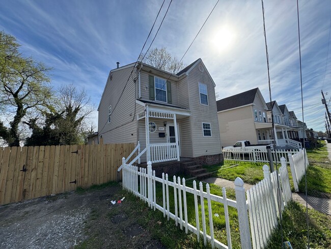 Building Photo - 845 Fremont St