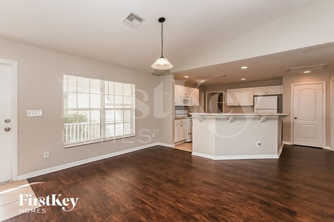 Photo - 3204 61st St W