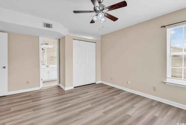 Building Photo - 8796 Chandler Dr