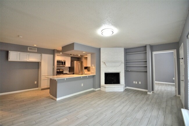 Photo - 260 El Dorado Blvd Unidad 903