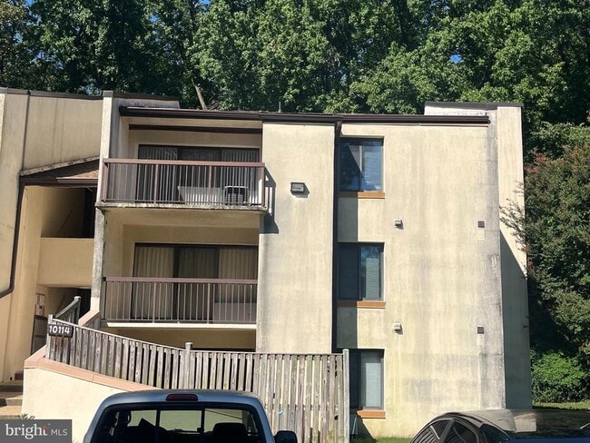 Building Photo - 10114 Campus Way S Unit 104-8C Rental