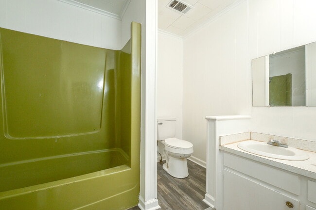 Photo - 2-Bed Home with Full Bath in Bradford!