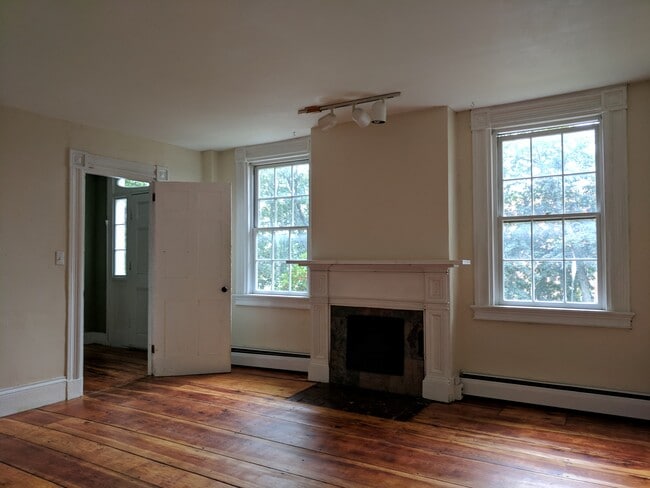 Photo - 75 Green Street Apartments Unit 1A