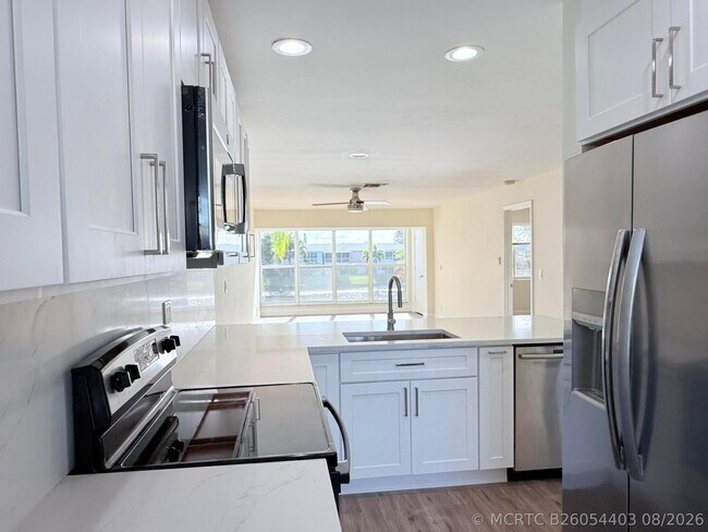 Photo - 1340 NW 18th Ave Unit 202