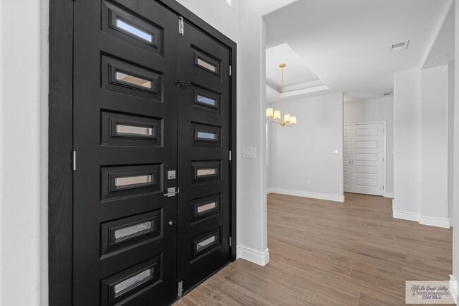 Photo - 30 Portofino Blvd