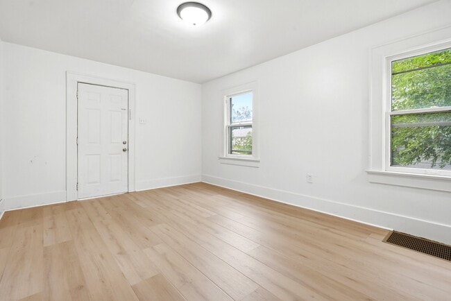 Photo - 4205 Buell Dr