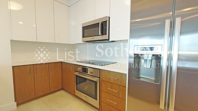 Photo - Azure Ala Moana #1402  |  Honolulu, HI Unit 1402