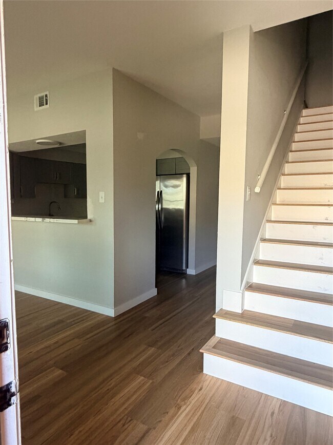 Photo - 1351 Mardi Ln