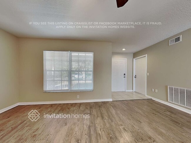 Photo - 5803 Meadowpark Pl