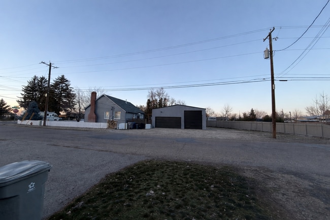 Photo - 1124 S Powerline Rd