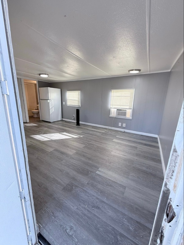 Photo - 215 Weeks Rd