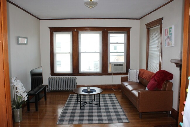 Photo - 63 Pinckney St Unidad 1