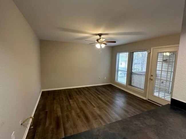 Photo - 1710 Kirby Pkwy Unit Whispering Oaks #2 6687