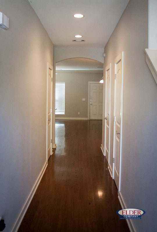 Photo - Avignon Court