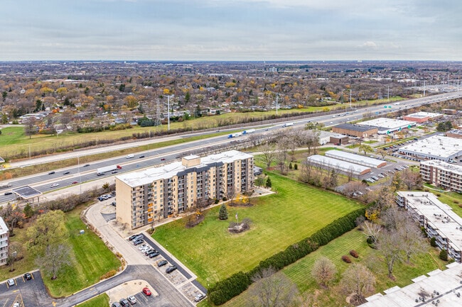 Aerial Context Image - Cameo West Condominiums