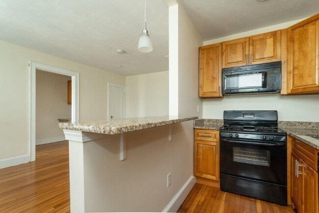 Photo - 138 Highland Ave Unit 21