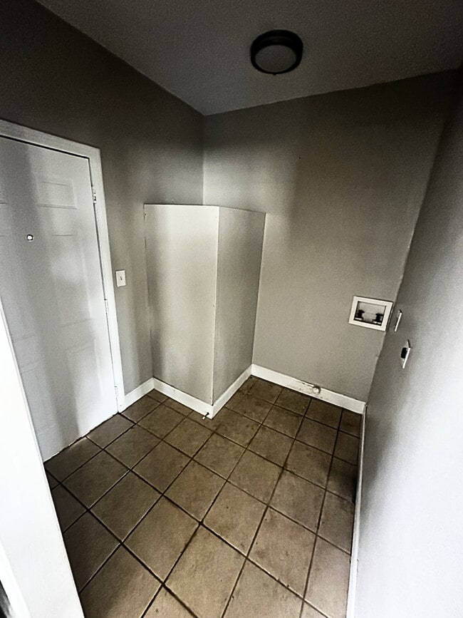 Photo - 408 E Michigan St