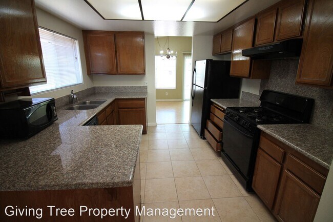 Photo - 3 br, 2 bath House - 278 Manzanita Dr.