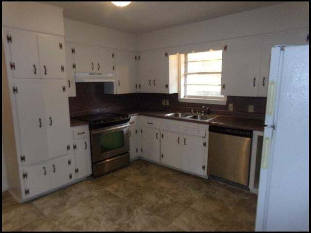 Photo - 107 S Holly St