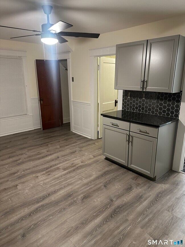 Photo - 65 Wooding St Unit 3