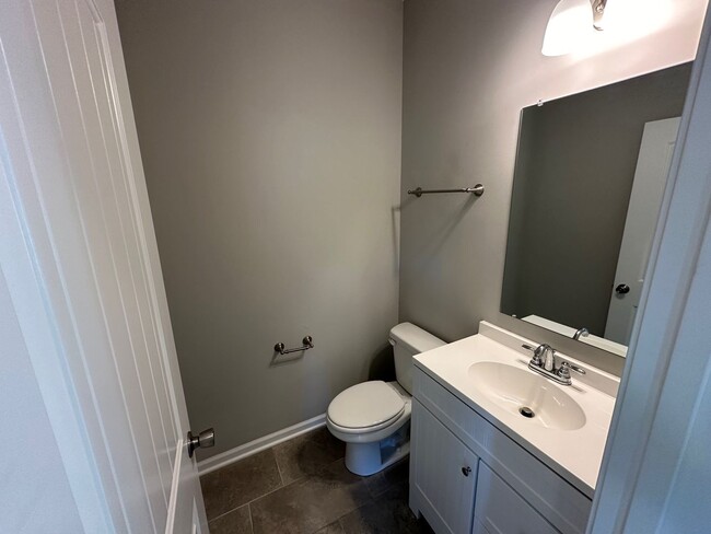 Photo - Modern 3 Bedroom, 2.5 Bath Townhouse in Columbia!