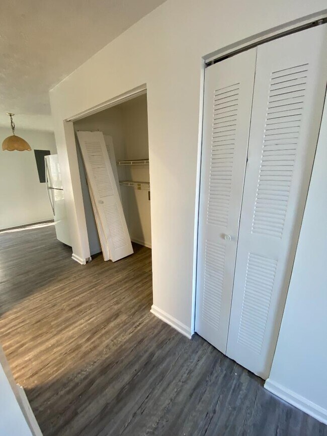 Photo - 98 Andrea Dr