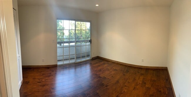 Photo - 305 E Valencia Ave Unidad B