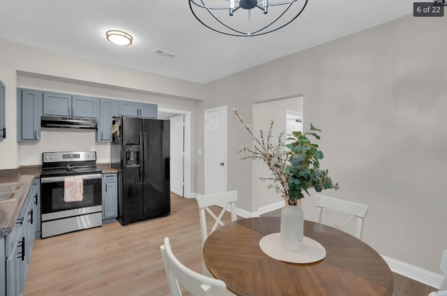 Photo - 1100 Columbia College Dr