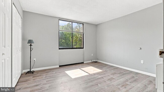 Photo - 801 Yale Ave Unidad 104