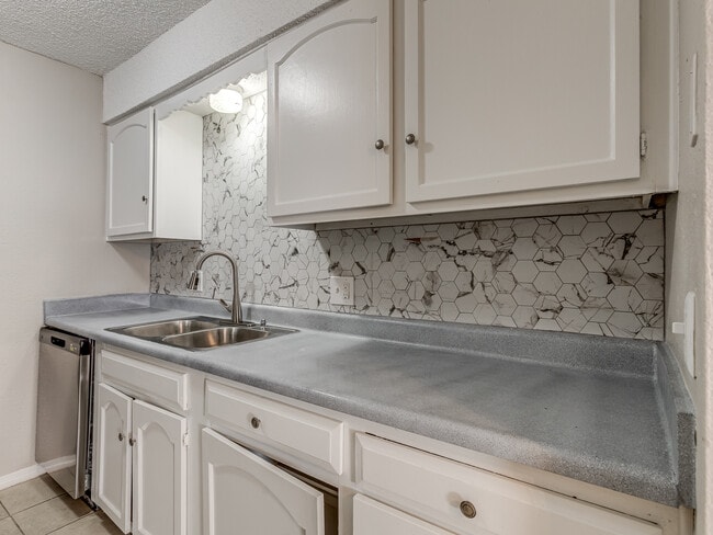 Tuscany Village - Kitchen