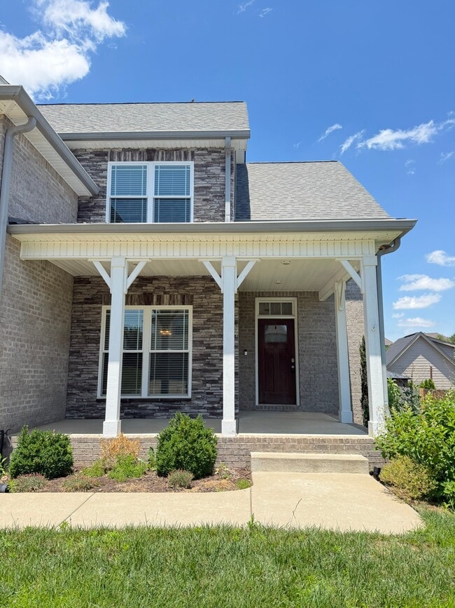 325 Piedmont Pl