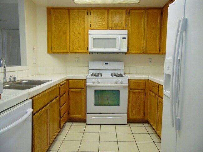 7637 Tortola Bay Ln