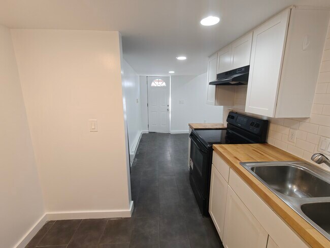 Photo - 4539 Smith Rd Unit 1