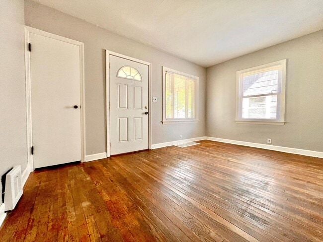 Photo - 1654 O Brien St