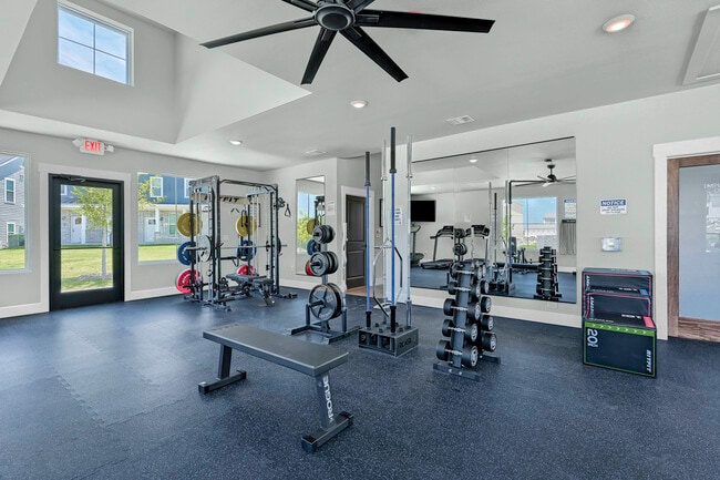 24-Hr Fitness Room