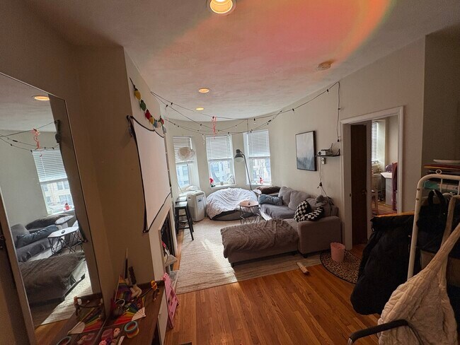 Photo - 73 Westland Ave